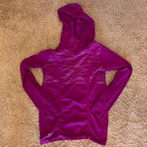 Athleta girl long sleeve girls 14 silky soft thumb holes stretchy